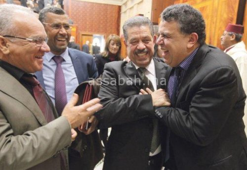 أنا ندافع عليك...!