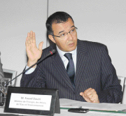 فؤاد الدويري وزير الطاقة والمعادن