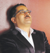 مصطفى مرسي, شاعر غنائي مصري.