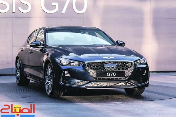 2019 Genesis G70 Front Three Quarters 2