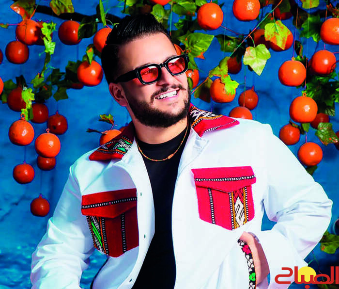 بلبل يروج لجديده