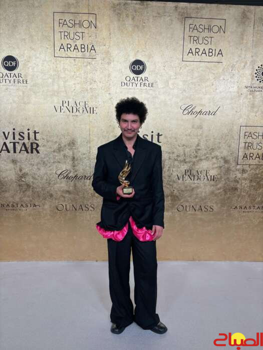 دريسي يفوز بجائزة “فاشن تراست أرابيا” 2025