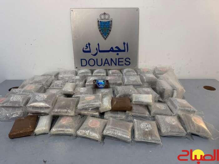 إيقاف فرنسي حاول تهريب 23 كيلوغراما من الشيرا بباب سبتة